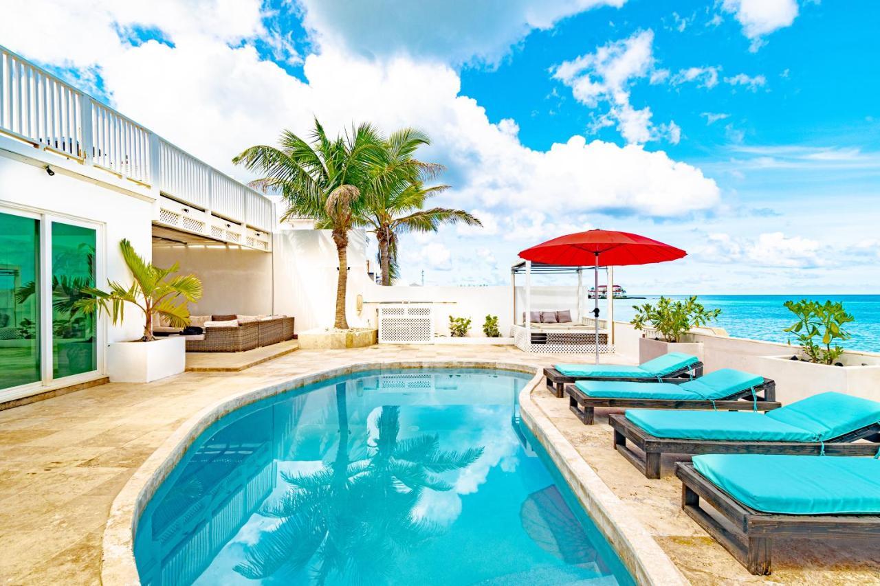 Caprice 7 -Oceanfront Villa - Gated Community With Pool แนสซอ ภายนอก รูปภาพ