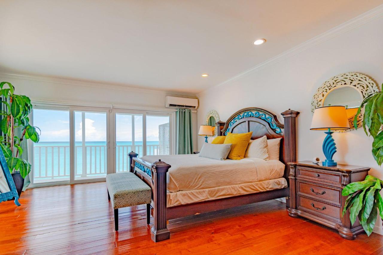 Caprice 7 -Oceanfront Villa - Gated Community With Pool แนสซอ ภายนอก รูปภาพ